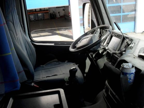 VOLVO FM7 250