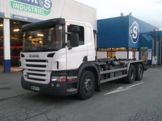 SCANIA P420LB