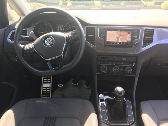 VOLKSWAGEN GOLF SPORTVAN 1.6 TDI 110 ALLSTAR