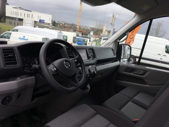 VOLKSWAGEN CRAFTER VAN L3H3 11M3 2.0 TDI 177CH -BUS